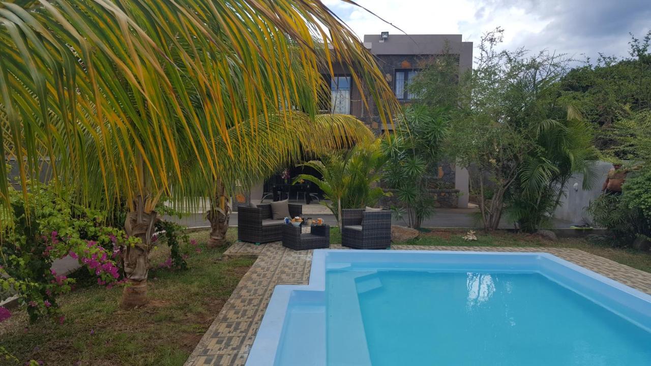 Aux Plaisirs De La Vie Chambre Chez L Habitant Flic-en-Flacq المظهر الخارجي الصورة